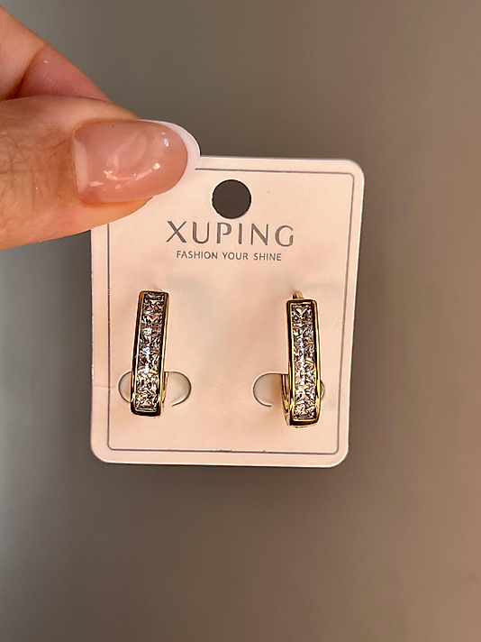 Xuping Taşlı Küpe