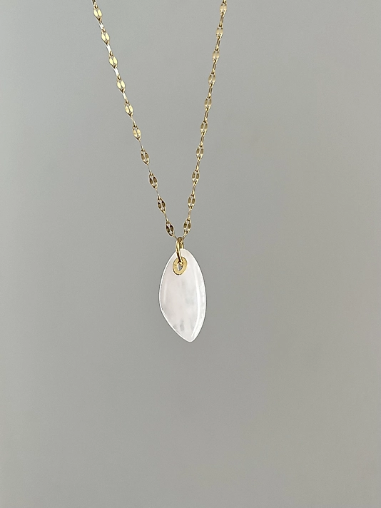 Çelik Beyaz Doğaltaş Kolye