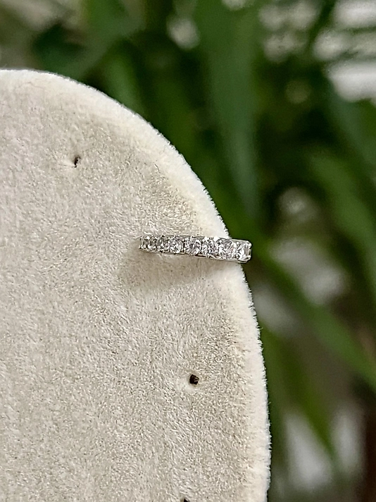 Taş Detaylı Halka Pearcing