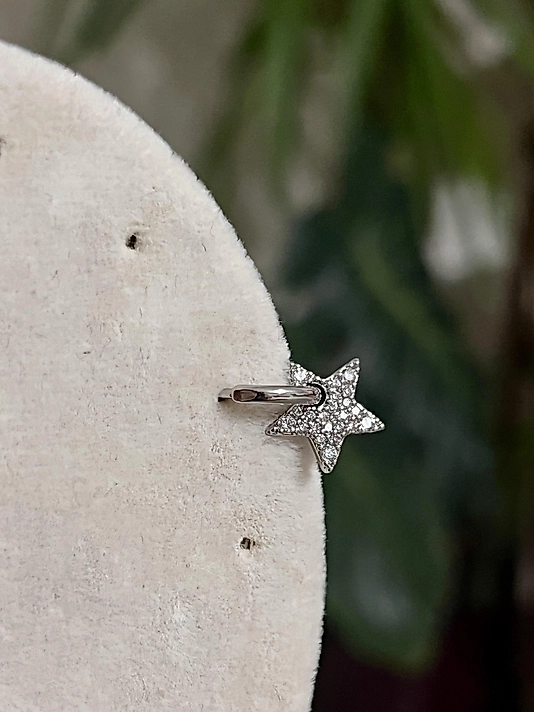 Yıldız Taş Detaylı Sallantılı Pearcing