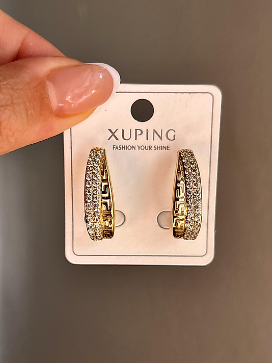 Xuping Taşlı Küpe