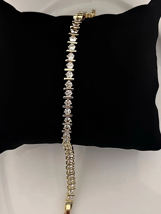 CM Tamamı Taşlı Bileklik