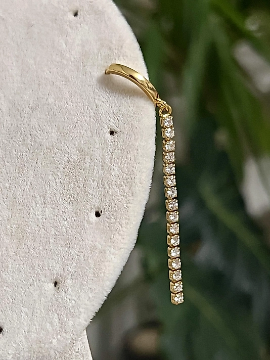 Taş Detaylı Uzun Sallantılı Pearcing